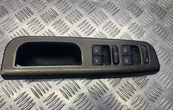 Volkswagen PASSAT B5 Electric window control switch 1J4959857 F005S00011