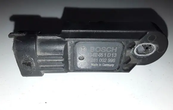 Alfa Romeo Giulietta Air pressure sensor 0281002996