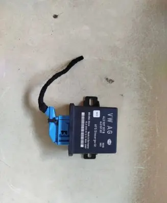 Audi Q7 4L Light module LCM 4L0907357B