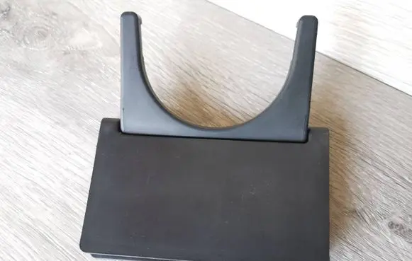 Toyota Avensis T250 Cup holder 55630-05030