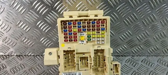 Hyundai Tucson TL Fuse module 91951D3530