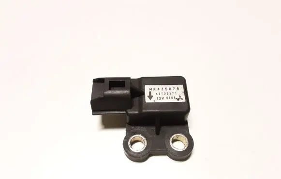 Mitsubishi Pajero ESP acceleration yaw rate sensor MR475078 X2T22371