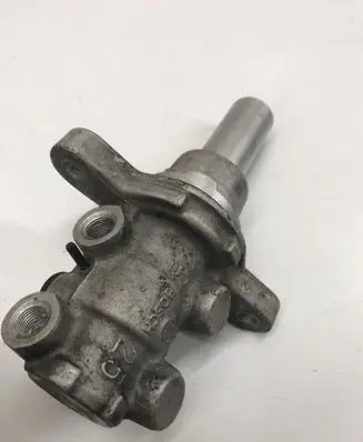 Ford Transit Master brake cylinder 0204Y24132