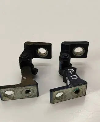 Volkswagen Golf VII Rear door hinge set 8K0831402P A046574