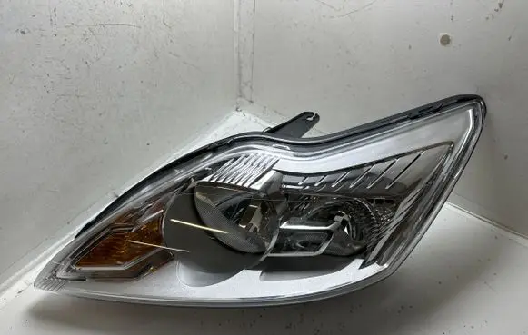 Ford Mondeo MK IV Headlight/headlamp