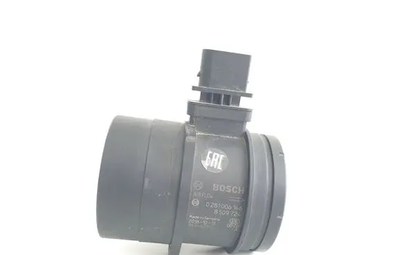 BMW 1 E81 E87 Mass air flow meter 8509724 0281006146