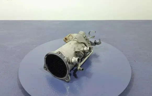 BMW 7 G11 G12 EGR valve cooler 8574815