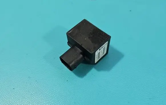 Audi A3 S3 8L ESP acceleration yaw rate sensor 1J0907651A IMPRK1567552