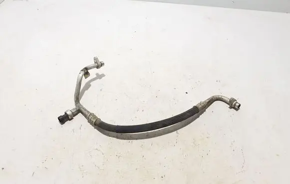 Air conditioning (A/C) pipe/hose
