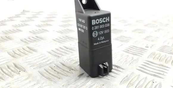 Glow plug pre-heat relay
