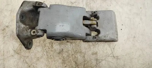 Iveco Daily 6th gen Loading door lower hinge 5801528686