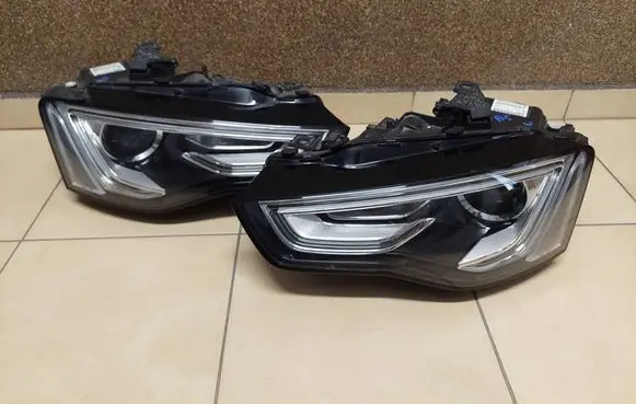 Audi A5 8T 8F Headlight/headlamp 8T0941006C