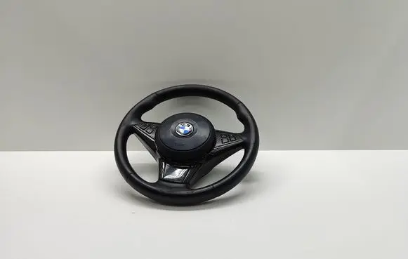 BMW 5 E60 E61 Steering wheel 11008818 17238321 6953324