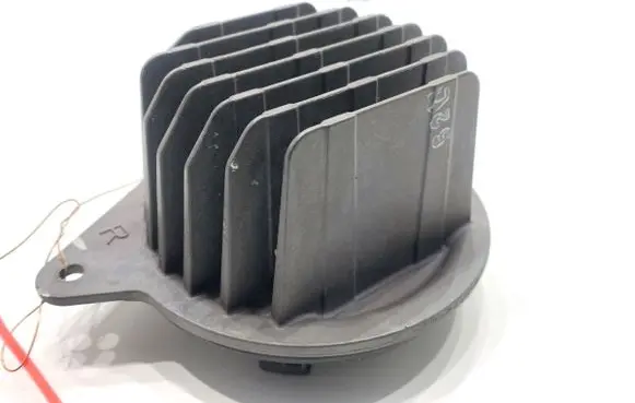 Lexus LBX Xenon control unit/module 10019723CA