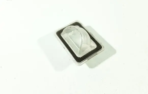 Mazda 5 Number plate light P4987