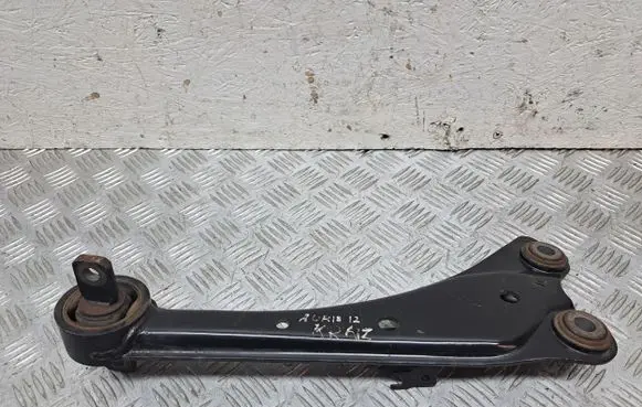 Toyota Auris 150 Rear control arm 4878012140