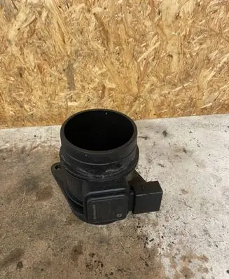 Mercedes-Benz B W245 Mass air flow meter 1525A001 5WK97026 027022135