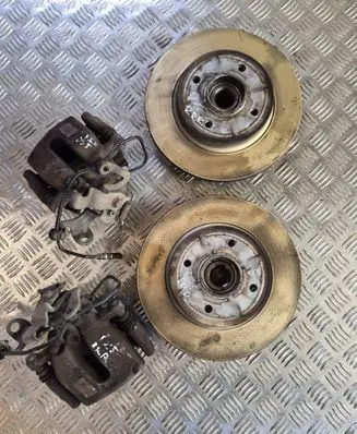 Citroen DS5 Brake discs and calipers set 000387