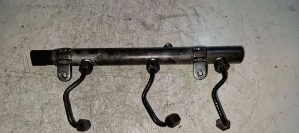 Mercedes-Benz E W211 Fuel main line pipe A6420700695