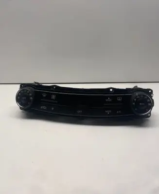 Mercedes-Benz E W211 Climate control unit 2118301590 163057 00012607
