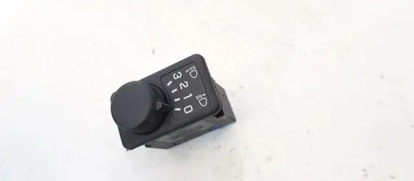 Nissan Primera Headlight level height control switch 37044a 011102