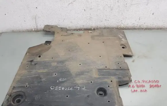Citroen C4 II Picasso Side bottom protection 9815318480