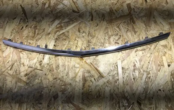 Opel Insignia A Front bumper upper radiator grill 13264456 903200051