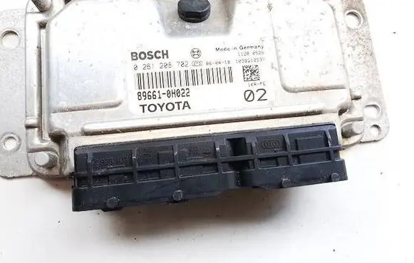 Peugeot 107 Engine control unit/module 896610H022 0261208702