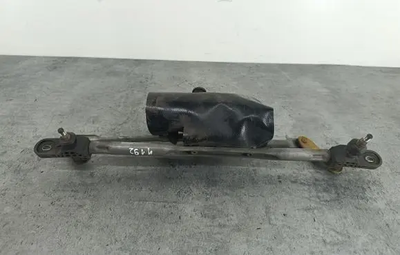 Fiat Panda II Front wiper linkage 