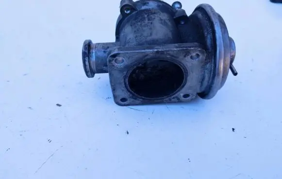 BMW 5 E60 E61 Throttle valve 7804380
