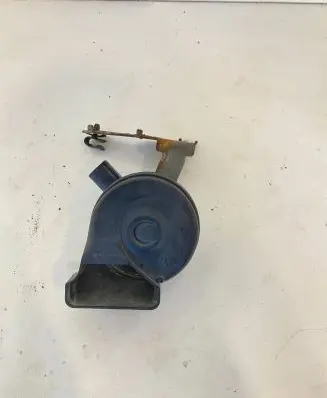 Volkswagen PASSAT B7 Horn signal 7N0951223A