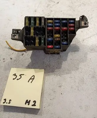 Renault Clio II Fuse box set 7700424090