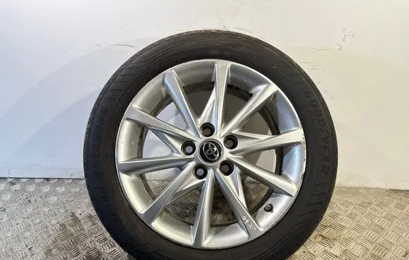 Toyota Prius+ (ZVW40) R17 alloy rim 