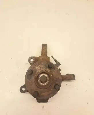 Toyota Yaris Front wheel hub