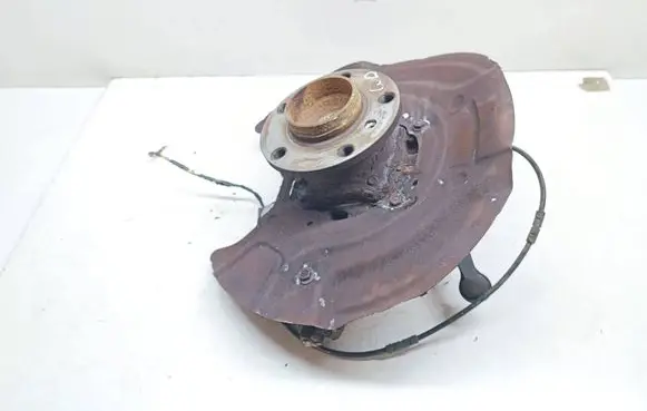 BMW X3 F25 Rear wheel hub spindle/knuckle 