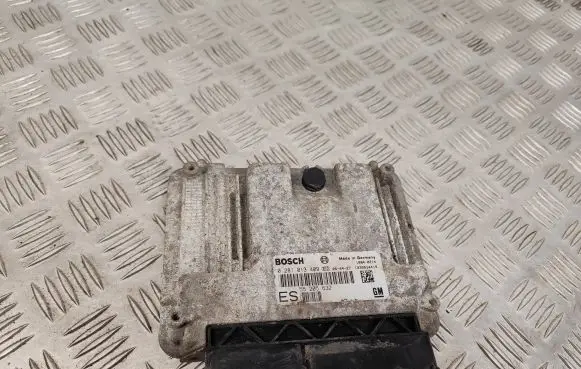 Opel Signum Engine control unit/module 55205632