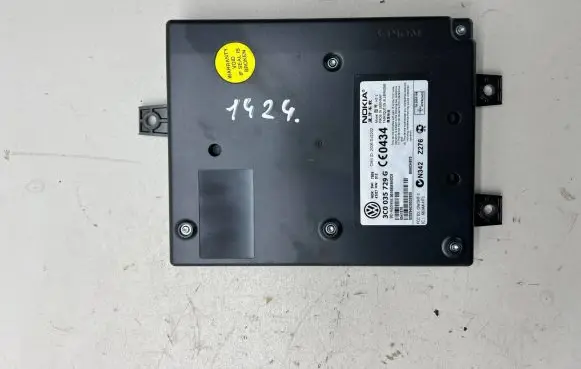 Volkswagen PASSAT B6 Bluetooth control unit module 3C0035729G
