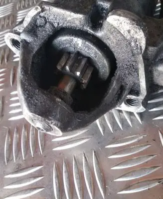 Audi A4 S4 B7 8E 8H Starter motor