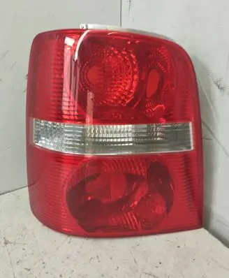 Volkswagen Touran I Rear/tail lights 1T0945095