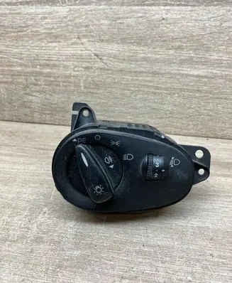 Ford Focus Light switch 98AG13A024CH 04054524 010529C