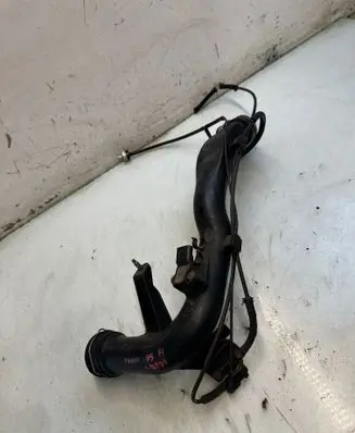 Volkswagen PASSAT B5 Intercooler hose/pipe 8E0145762B