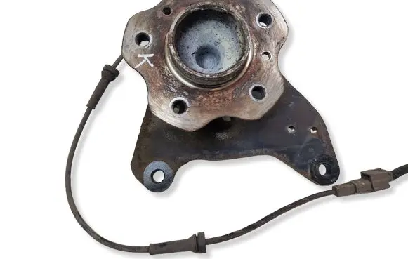 Nissan Qashqai Rear wheel hub 