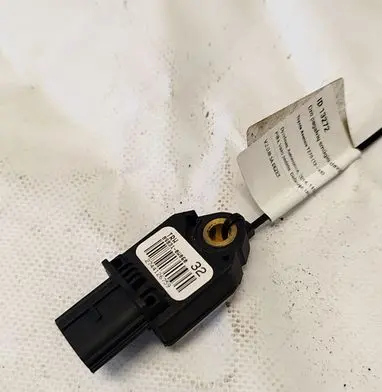 Toyota Avensis T270 Airbag deployment crash/impact sensor 898310W060