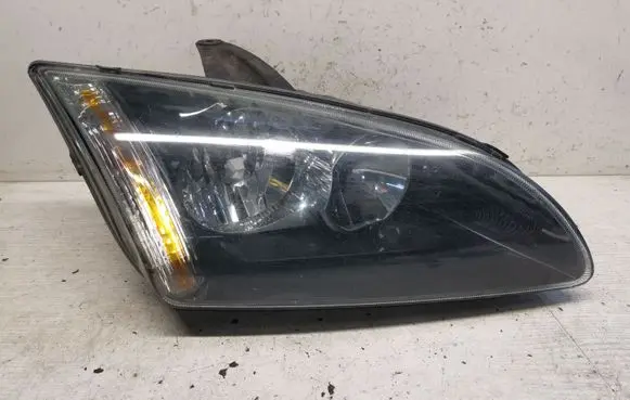 Ford Focus Headlight/headlamp 4M5113W029JB