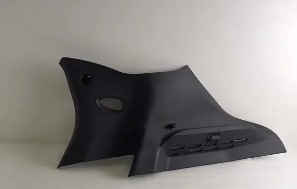 (C) pillar trim