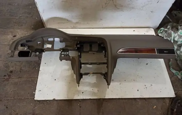 Audi A6 S6 C6 4F Dashboard 4F0857067A T0021824