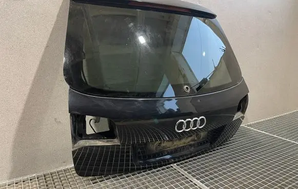 Audi A6 S6 C6 4F Tailgate/trunk/boot lid