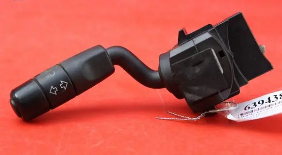 Land Rover Discovery 3 - LR3 Headlight wiper switch 