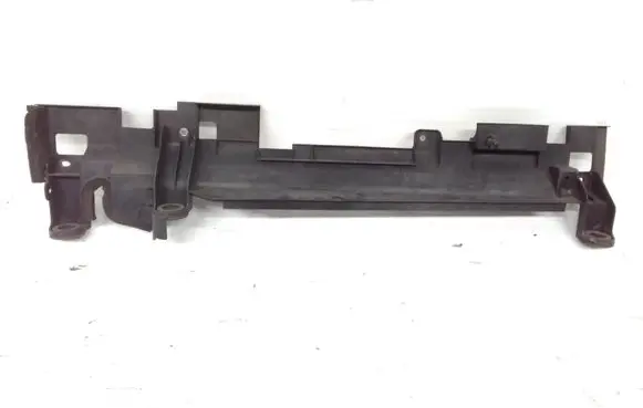 Nissan X-Trail T32 Radiator support slam panel bracket 5E18