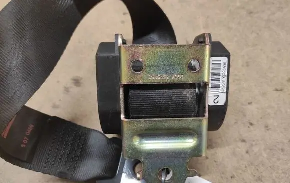 Citroen C4 I Rear seatbelt 96567808XX D506452AC63